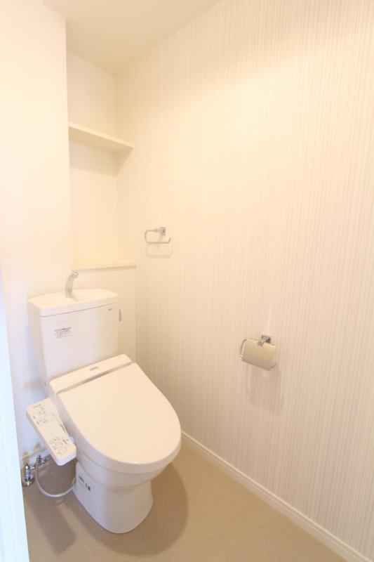 トイレ　同タイプ・参考写真