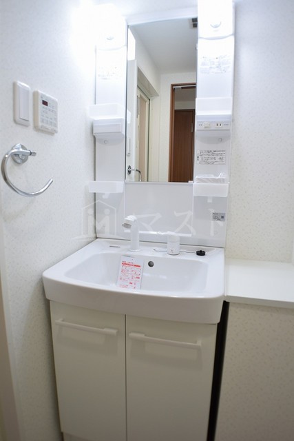 洗面設備　シャンプドレッサー付