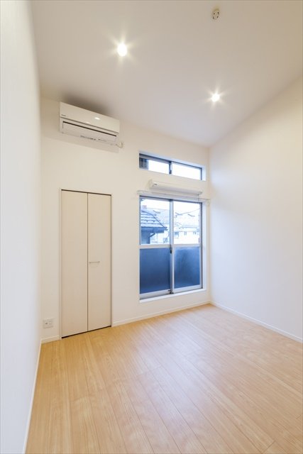 その他部屋・スペース　明るい色調の室内です