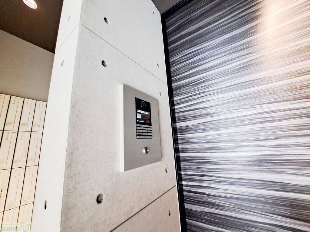 セキュリティ　バルコニー