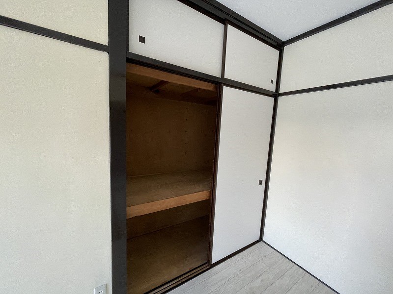 収納　別室参照