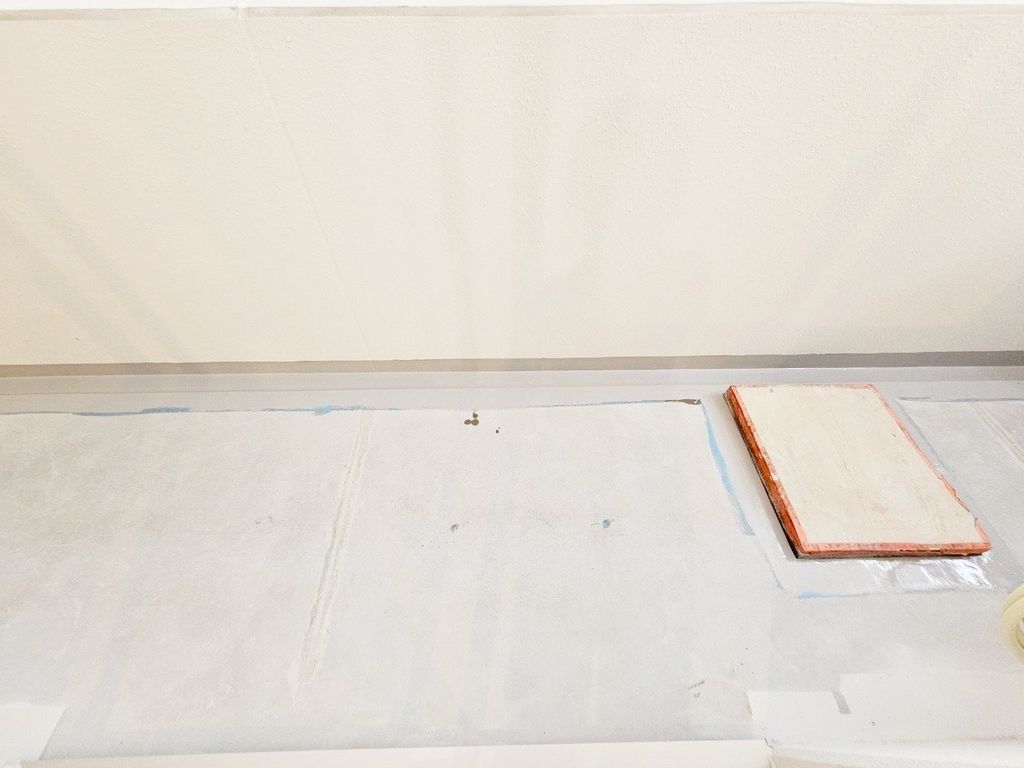 バルコニー　玄関