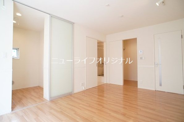 その他部屋・スペース　白を基調とした開放感あふれるルームデザイン