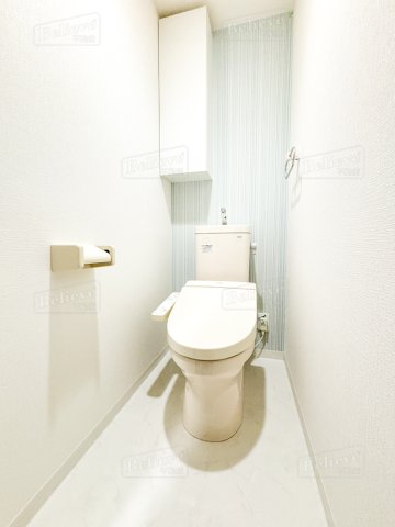 トイレ　嬉しい温水洗浄便座付き♪