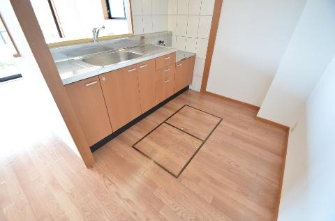 キッチン　キッチン（イメージ）