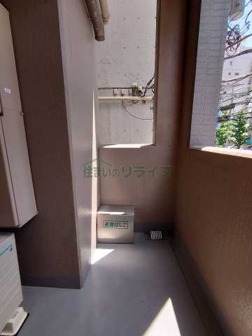 バルコニー　スリアン神楽坂 201