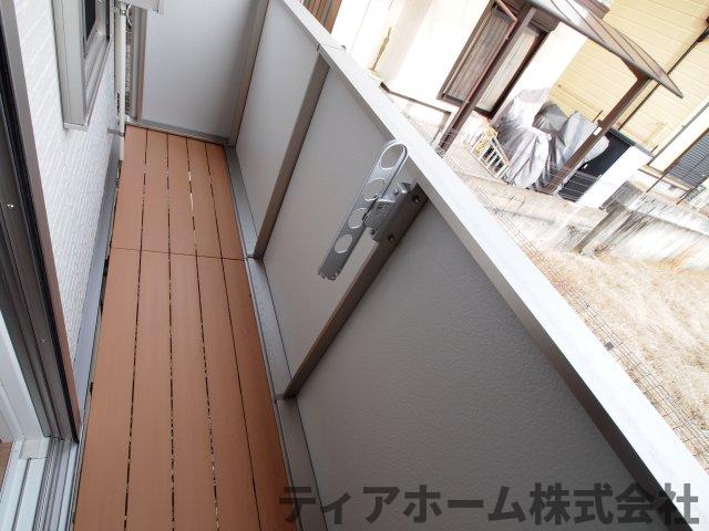 バルコニー　陽当たり良好なバルコニーです