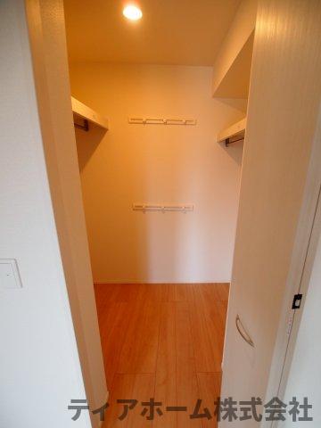 収納　大きなものも収納できそうです