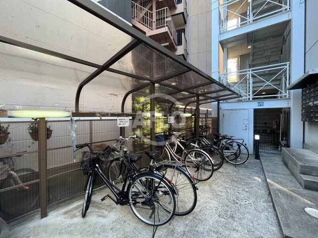 その他共有部分　グランヴィ天王寺　駐輪場