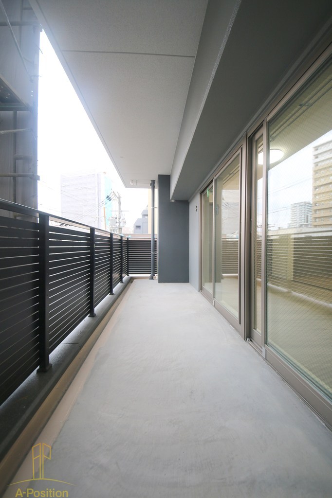 バルコニー　アウトフィールド海老江