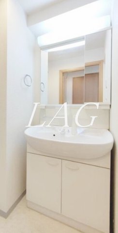 洗面設備　独立洗面台です。