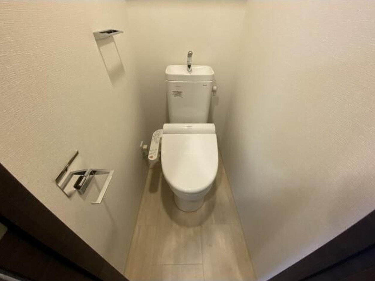 トイレ　トイレ