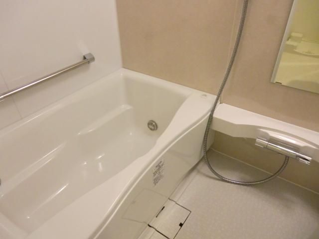 バス・シャワールーム　★清潔感のあるバスルーム★