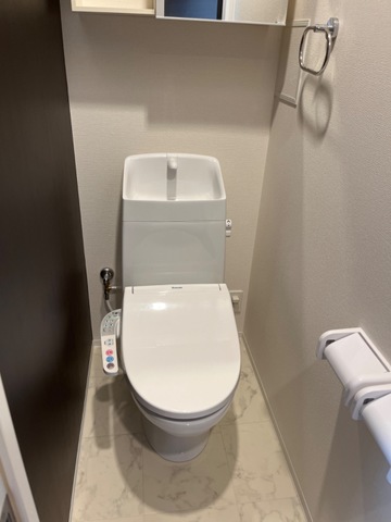 トイレ　内装イメージ