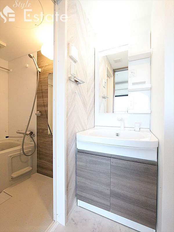 洗面設備　同仕様写真