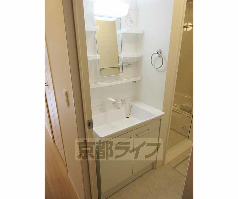 洗面設備　素敵な独立洗面台・