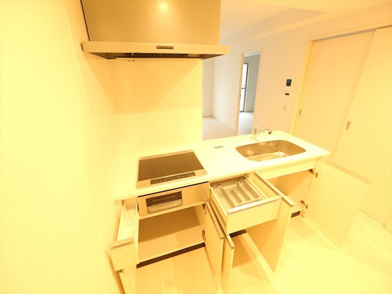 キッチン　システムキッチン（ＩＨ3口コンロ・グリル付）