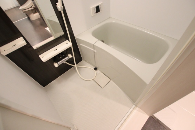 バス・シャワールーム　※別室の参考写真の為、現況優先です。