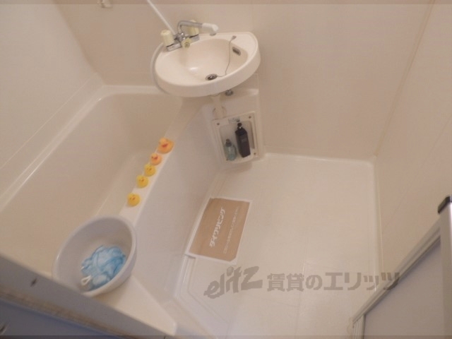 バス・シャワールーム　バス