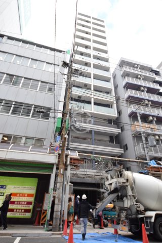 エントランス　フォーリアライズ本町レクス　エントランス