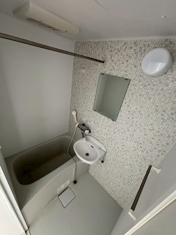 バス・シャワールーム　別室参照