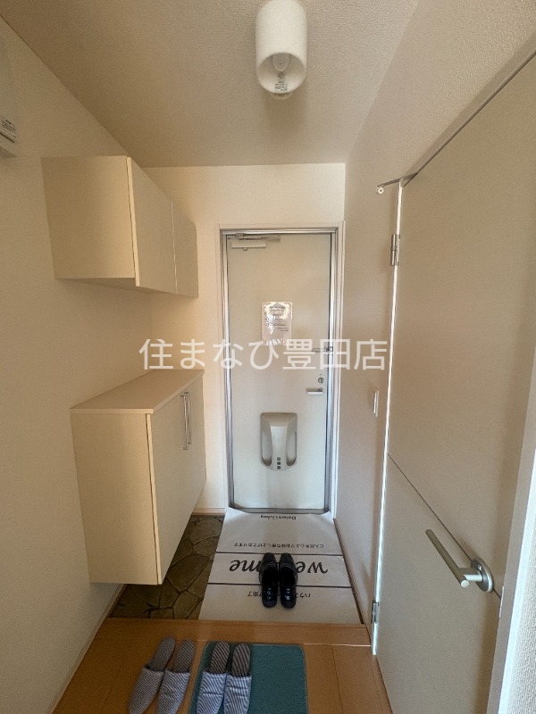 玄関　同型タイプ