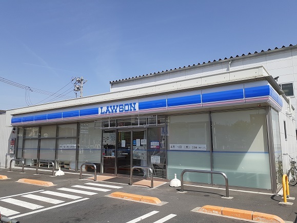 コンビニ　ローソン岡山高柳西町店（コンビニ）まで210m