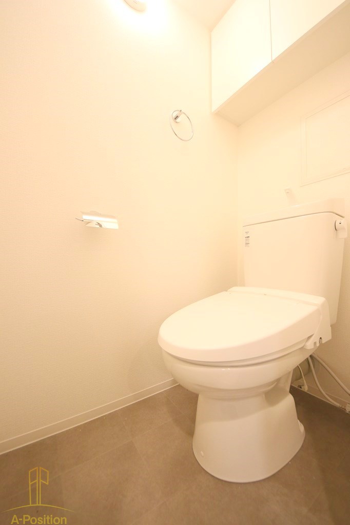 トイレ　セレニテ堺筋本町リアン