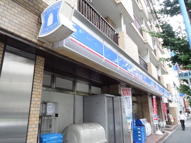 コンビニ　ローソン（コンビニ）まで330m