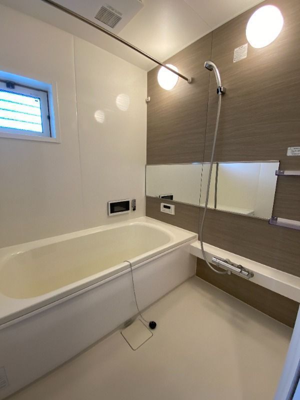 バス・シャワールーム　同型イメージ