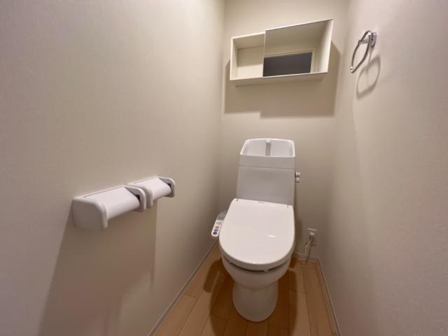 トイレ　シャワー付トイレ