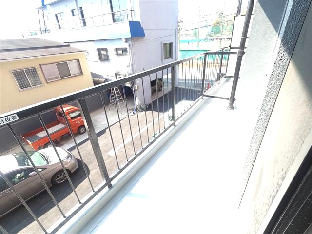 バルコニー　バルコニー