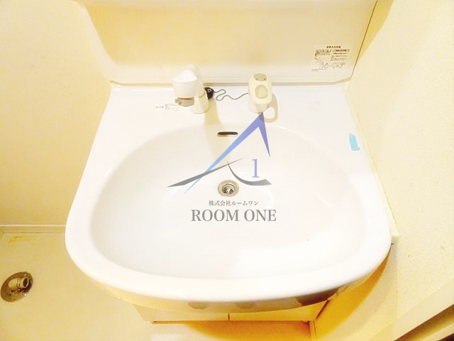 洗面設備　洗面台です。