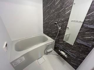 バス・シャワールーム　同仕様内装