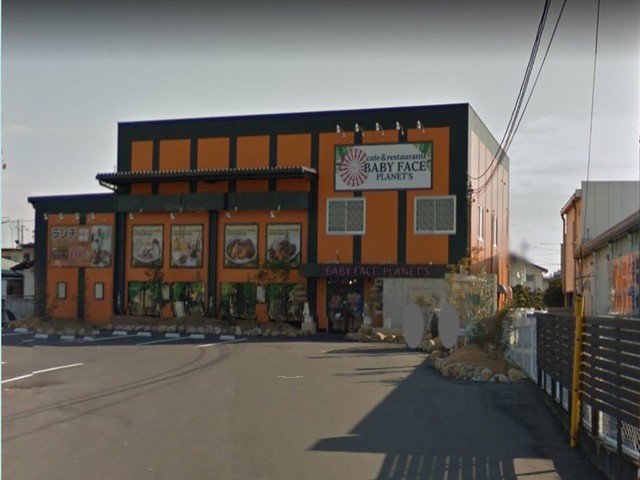 飲食店　ベビー　フェイス　プラネッツ（飲食店）まで400m