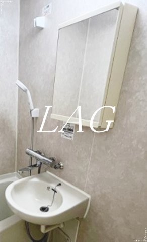 洗面設備　洗面台です。