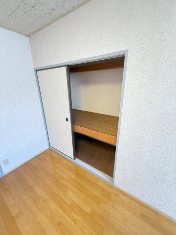 収納　【コーポリナ】