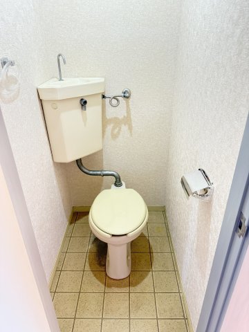 トイレ　【コーポリナ】