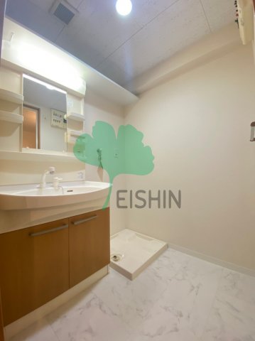 洗面設備　シンプルで使いやすい洗面台です！