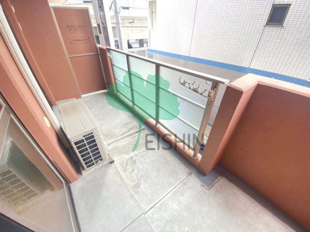 バルコニー　日当たりの良いバルコニーです！