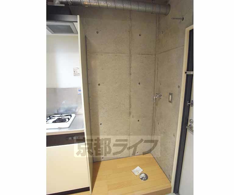 その他設備　室内洗濯機置き場です