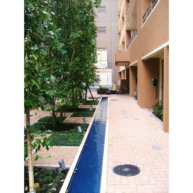 その他　エントランス前（その他）まで1m