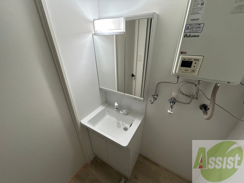 洗面設備　シャンプードレッサーで身支度もラクラクです！