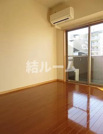 居室・リビング　別号室参考写真