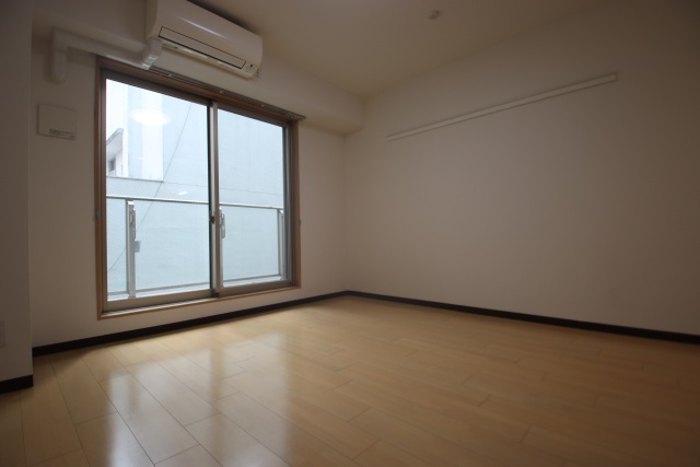 居室・リビング　※別室の参考写真の為、現況優先です。