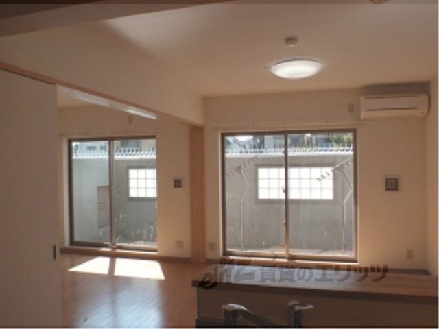 居室・リビング　居室