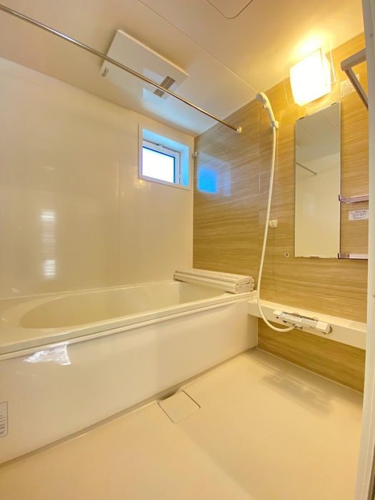 バス・シャワールーム　１坪風呂