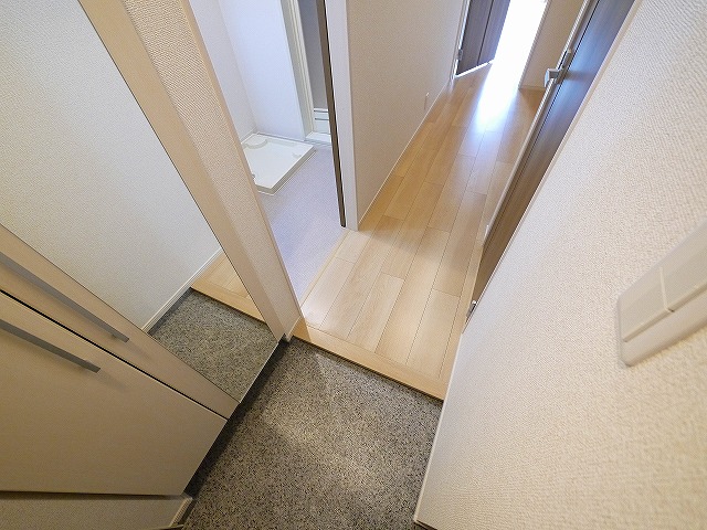 玄関　シンプルで使いやすい玄関です