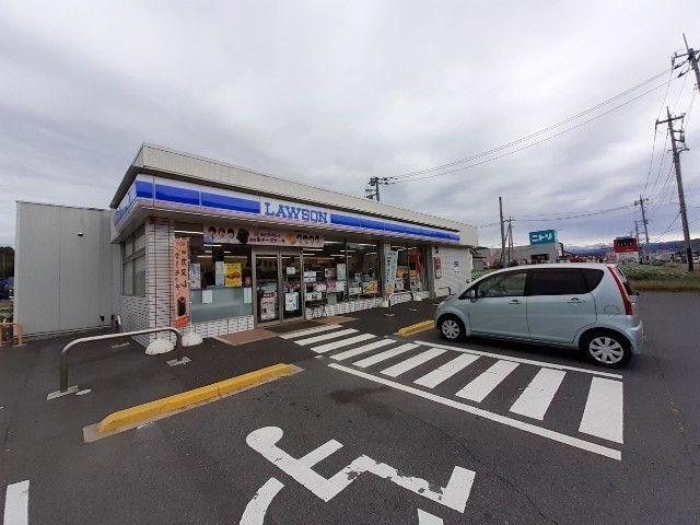 コンビニ　ローソン子持鮎沢店（コンビニ）まで650m