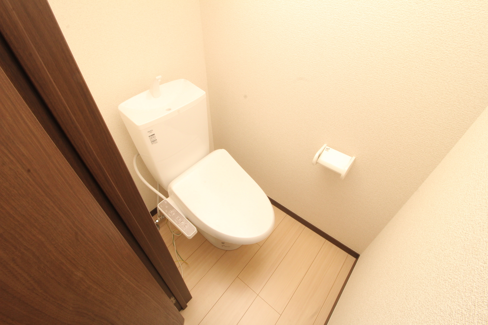 トイレ　※別部屋のお写真です